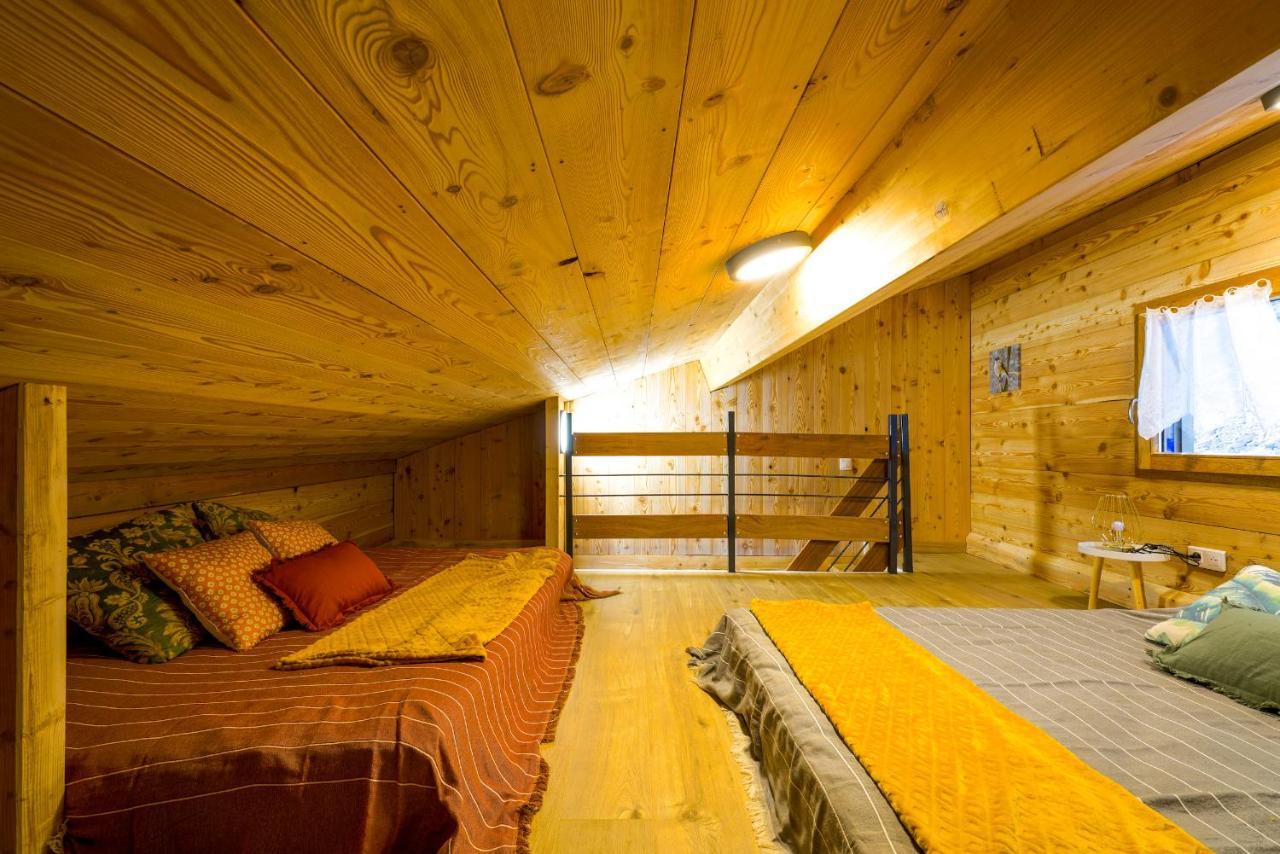 Le Mont Besset Bed and Breakfast Lalouvesc Buitenkant foto